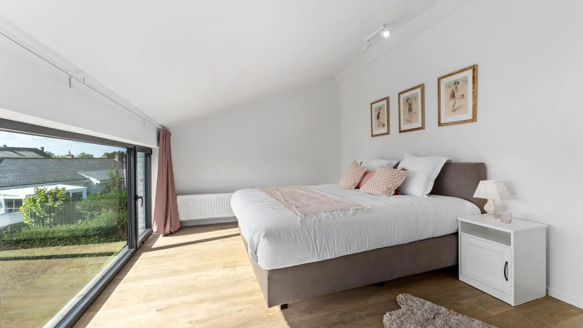 Villa Sealise - Spacious House By The Dunes In Westende Middelkerke Holiday home
